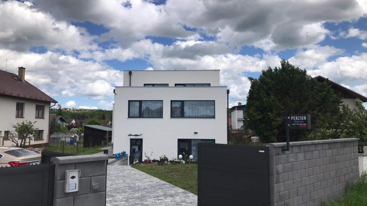 Apartman Gabriela Roudne ภายนอก รูปภาพ