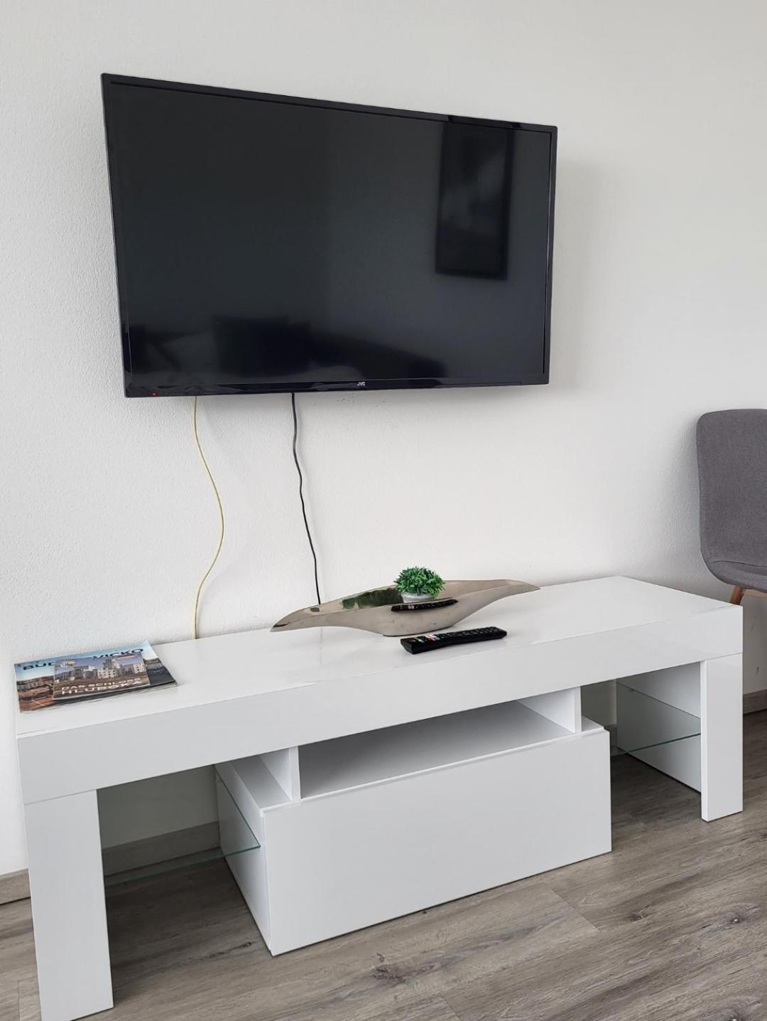 Apartman Gabriela Roudne ภายนอก รูปภาพ